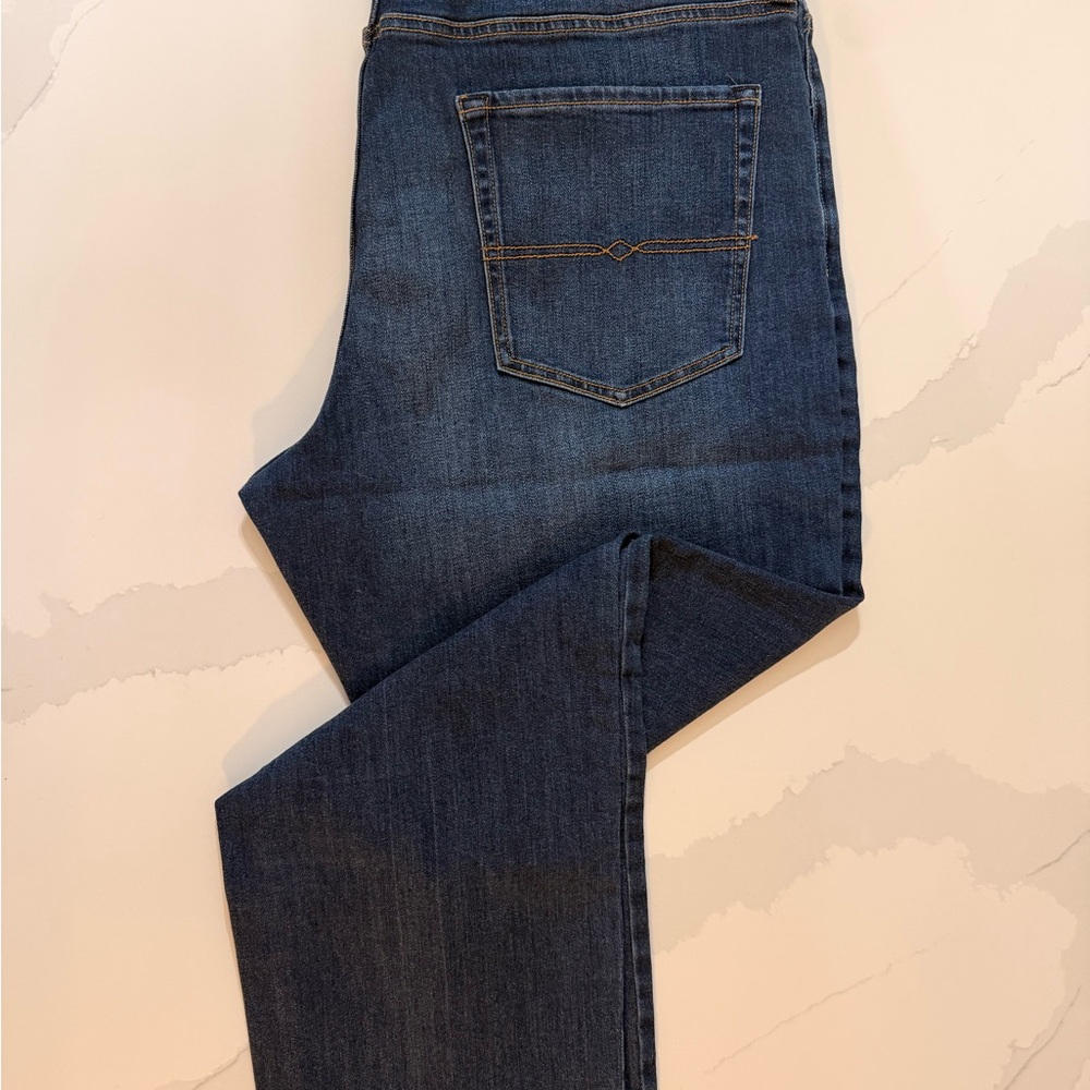 Lucky Brand 223 Straight Denim Jeans